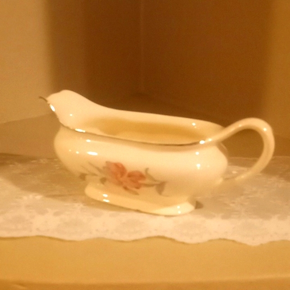 Vintage Universal Cambridge Iris Camwood Ivory- Gravy boat & platter - Picture 10 of 13